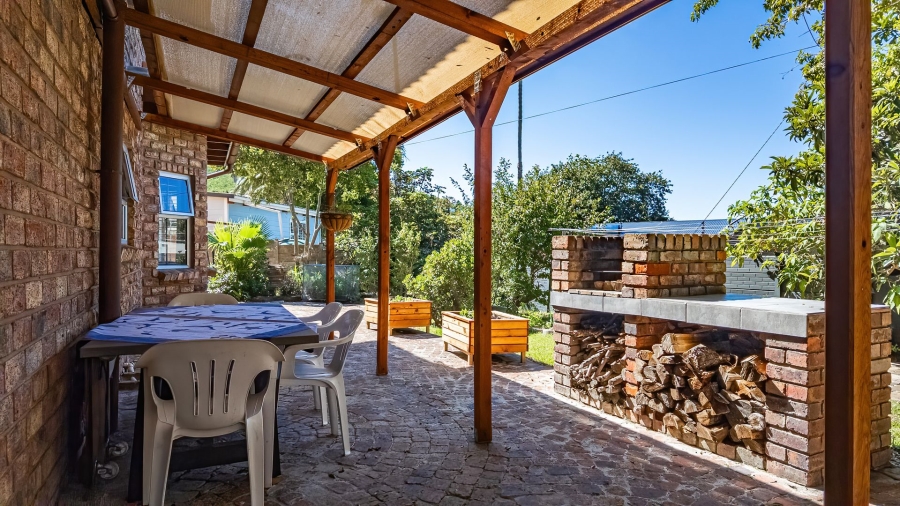 4 Bedroom Property for Sale in Old Place Western Cape